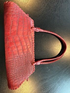 Maurizio Taiurti Red Leather Shoulder Bag